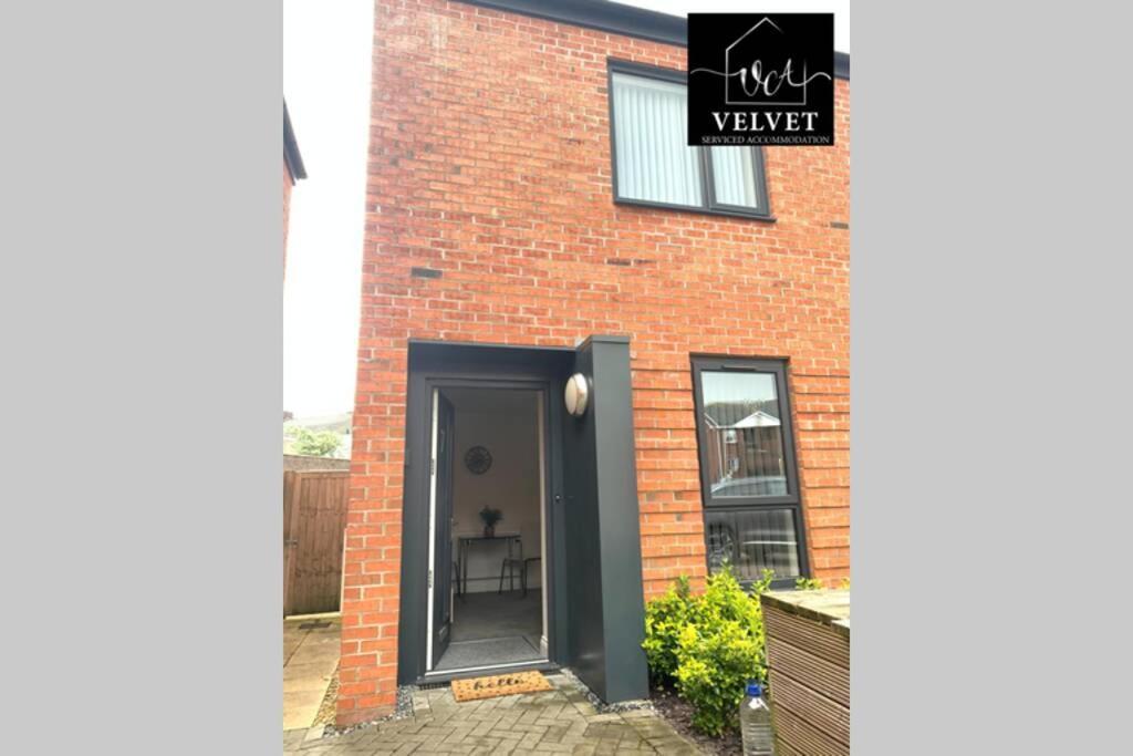 ✪ Leisure/Business ✪ 1 Bedroom Apt , Free Parking Swansea Exteriér fotografie