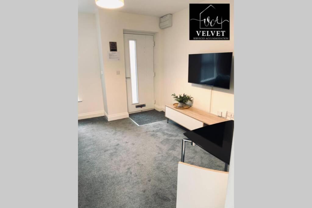 ✪ Leisure/Business ✪ 1 Bedroom Apt , Free Parking Swansea Exteriér fotografie